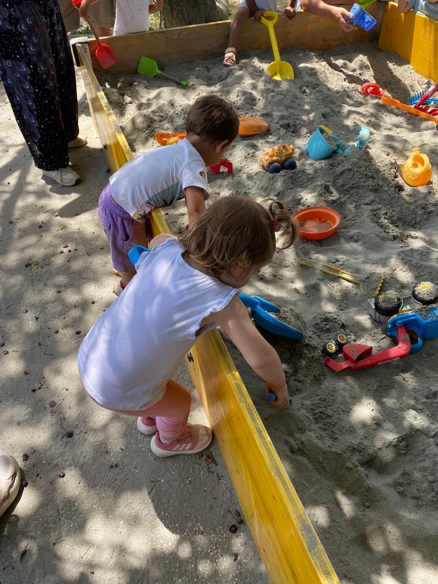 Bambini che giocano